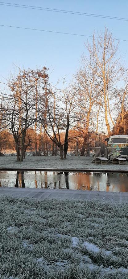 B & B Victors Hof, Met Zwemvijver In Landelijke Setting Lievegem Bagian luar foto